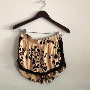 Sam & Lavi Animal Print Short